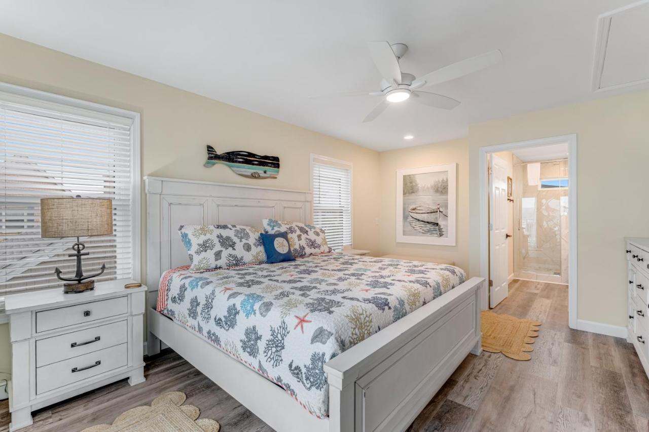 The Blue Whale Inn Ocean Isle Beach Bagian luar foto